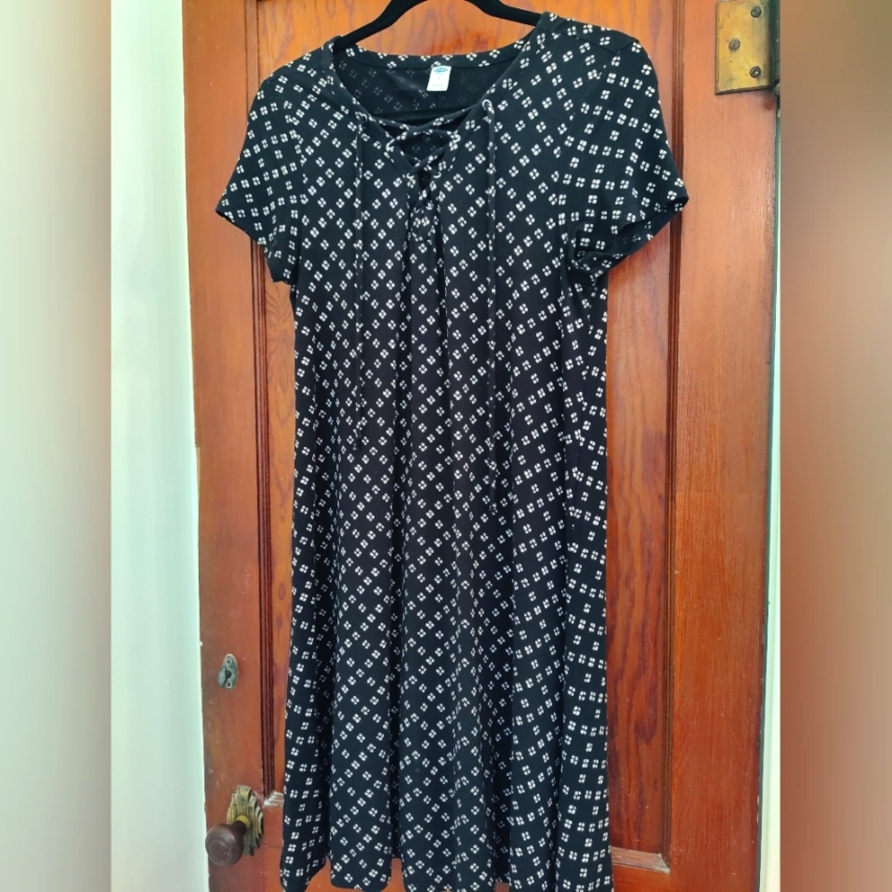 Flowy crisscross chest Black Summer Dress